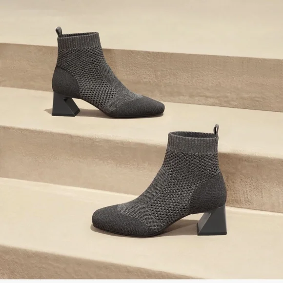 🩶NWT WOMENS VIVAIA MELISSA SQUARE TOE PERFORATED HEELED BOOTS SIZE 39 IN GREY - Picture 8 of 16